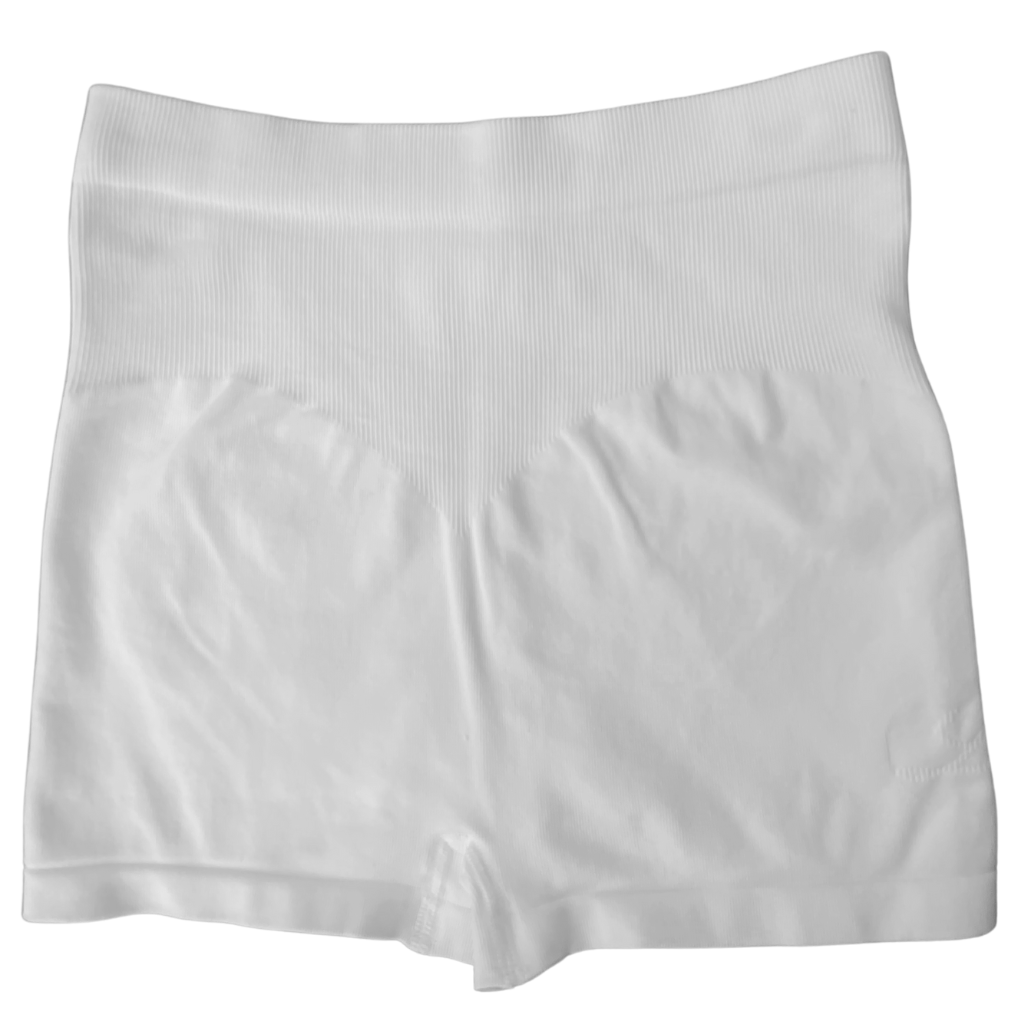Seamless Comfort Short - White
